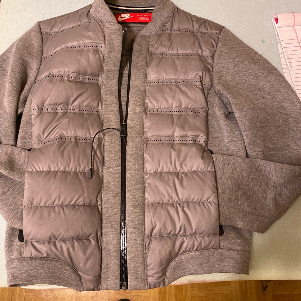 Nike tech sweater
